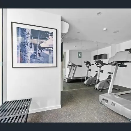 Discover Urban Bliss In Our 1-Bedroom King Bed Apartment! City Views And Cultural Gems Brisbane Exterior photo